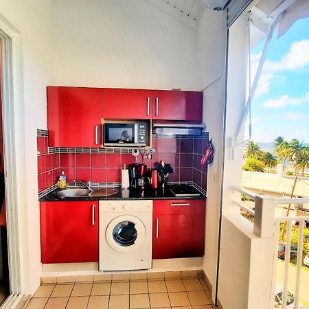 Studio La Belle Vue, vue mer, wifi, plage à 50m Le Moule Eksteriør bilde