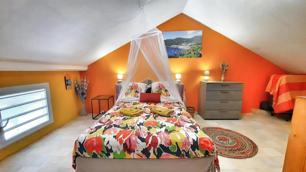 Studio La Belle Vue, vue mer, wifi, plage à 50m Le Moule Eksteriør bilde